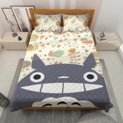 Smiling Totoro Quilt Bedding Set