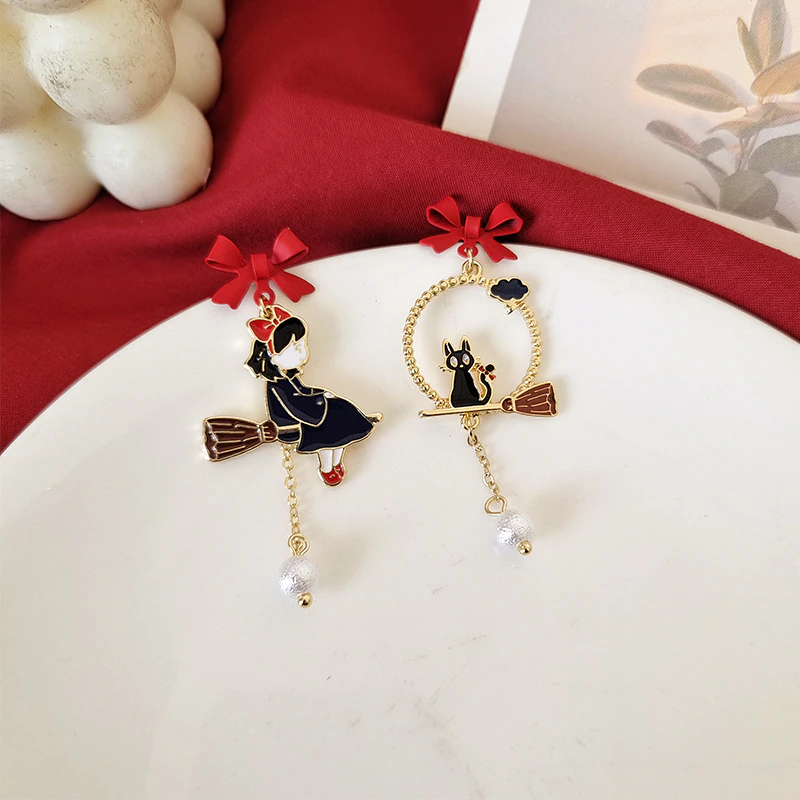 Kiki’s Delivery Service Cute Pearl Asymmetry Earrings - Image 2