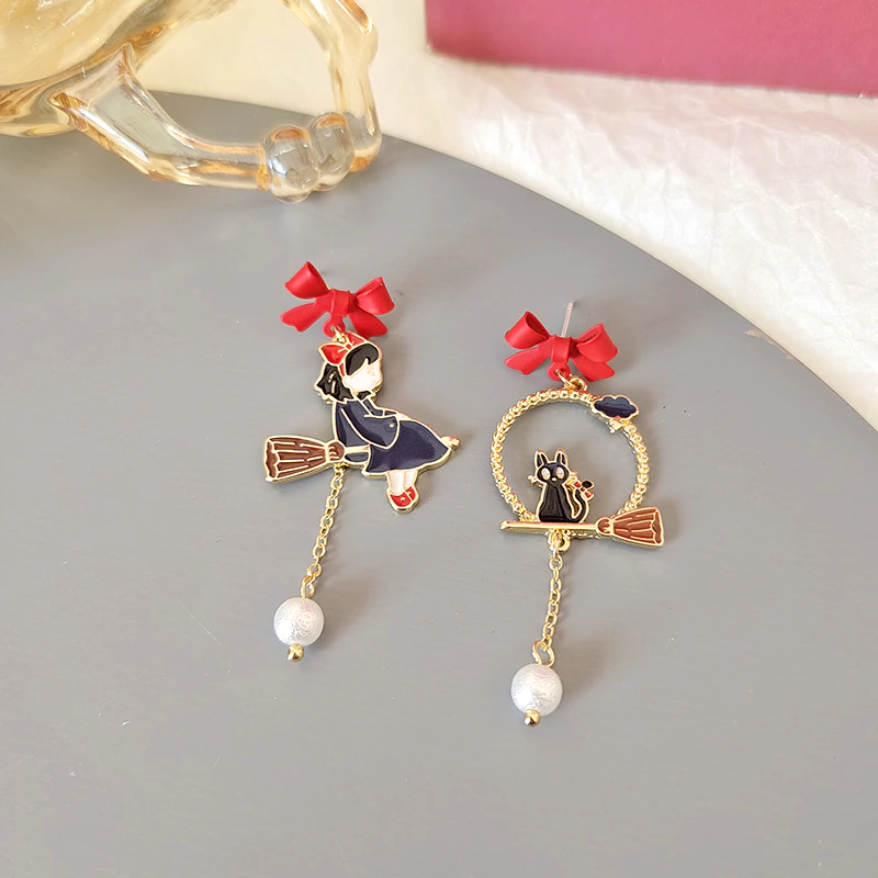 Kiki’s Delivery Service Cute Pearl Asymmetry Earrings - Image 6